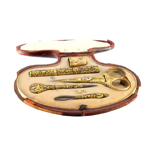 Gold Sewing Utensil Case in 15 Karat Gold, Set of 5 For Sale - Image 8 of 8