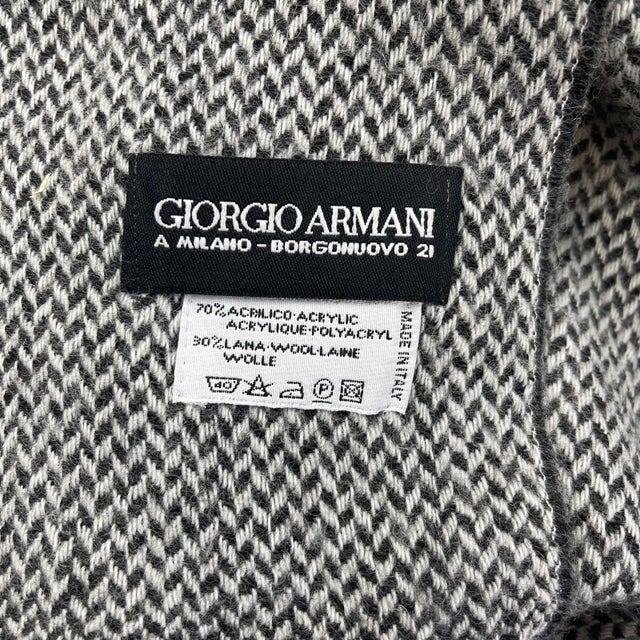 Italian Late 20th Century Giorgio Armani Grey Wool Blend Scarf For Sale - Image 3 of 8