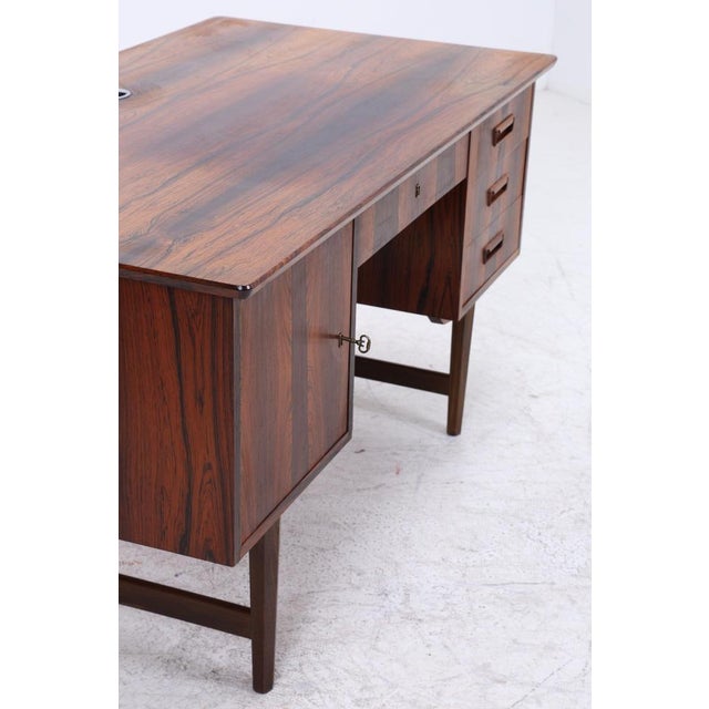 Product details wonderful vintage rosewood desk from the 1960s features • period: 1960s • style: mid-century modern /...