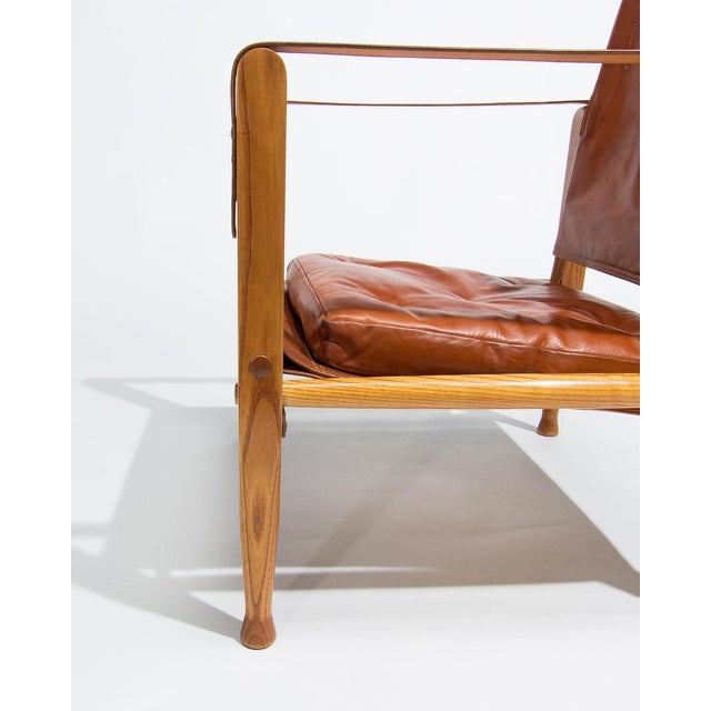 Wood Safari Chair in Oak and Leather by Kaare Klint and for Rud Rasmussen, 1950s For Sale - Image 7 of 10