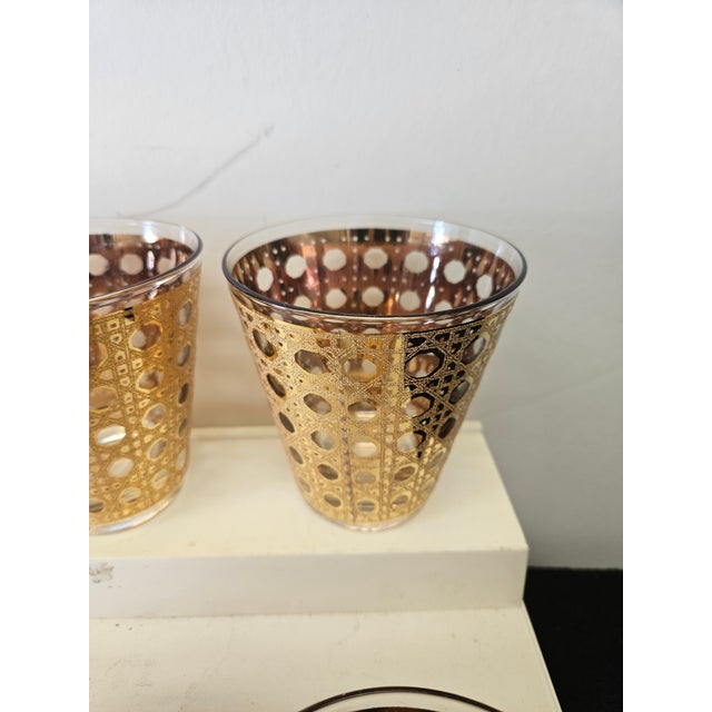 Wonderful cane or basketweave Pattern in 22k Gold. Excellent condition no signs of use or wear. 1960s.