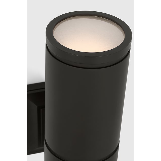 Provo 10" Canister Light in Matte Black Designer: Chapman & Myers Finish: Matte Black Height: 9.5" Width: 4.5" Extension:...