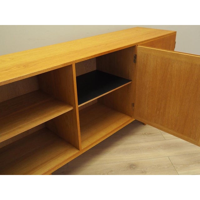 Danish Ash Sideboard attributed to Carlo Jensen for Hundevad & Co., 1970s For Sale - Image 11 of 18