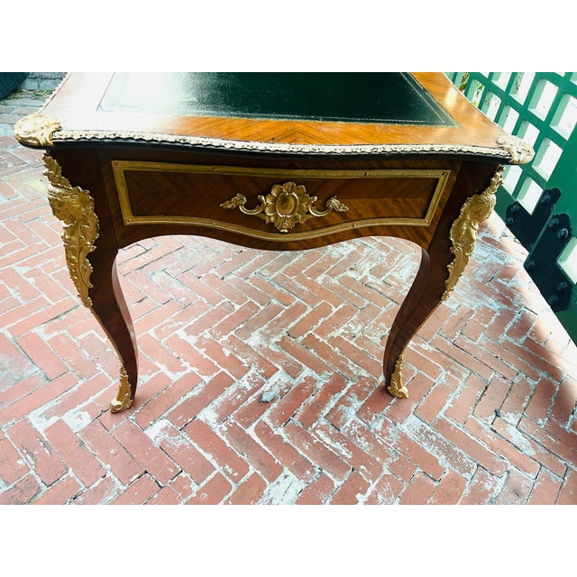 Wood Mid 20th Century French Louis XV Bureau Plat Desk With Ormolu Mounts, Leather Top & Herringbone Parquetry Veneers For Sale - Image 7 of 10