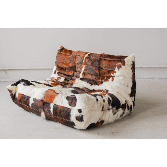 Beige Togo 2-Seater Sofa in Cow Leather by Michel Ducaroy for Ligne Roset, 1970 For Sale - Image 8 of 8