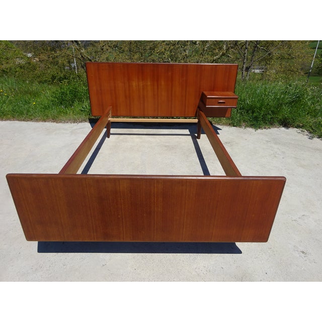 Vintage Teak Bed with Integrated Nightstand, 1960s For Sale - Image 18 of 18
