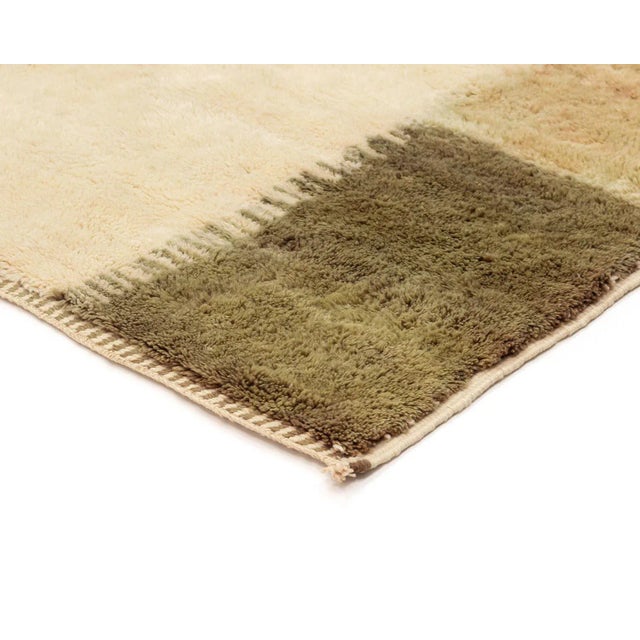 Early 21st Century Hand-Knotted Wool Premium Rug by Azele Studio For Sale - Image 5 of 10