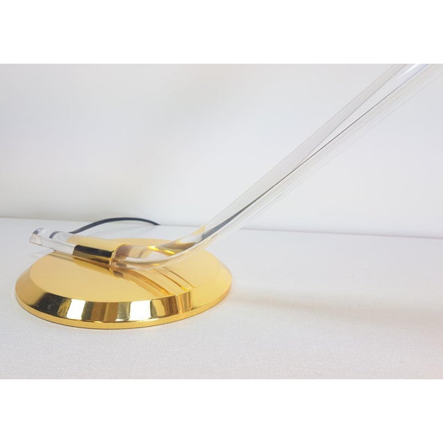 1970s Vintage Cobra Desk Lamp in Brass and Acrylic from Grupo Mci, 1970 For Sale - Image 5 of 14