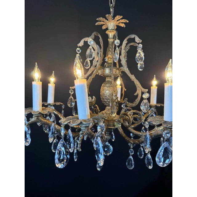 1960s Vintage Chandelier- Vintage Spanish Brass Chandelier With 8 Lights & Faceted Crystal For Sale - Image 5 of 8