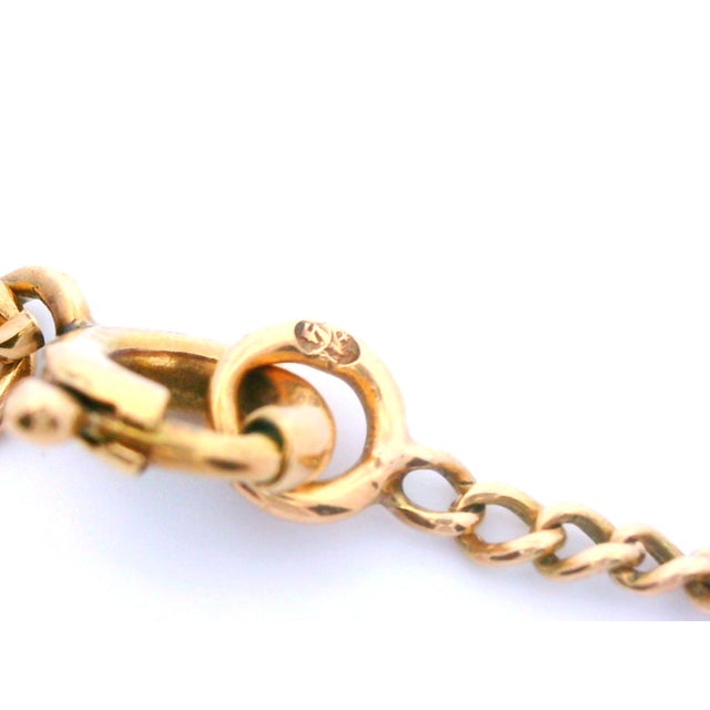 Early 20th Century 18k Mother Maria Pendant W/ 14k Yellow Gold Chain For Sale - Image 10 of 12