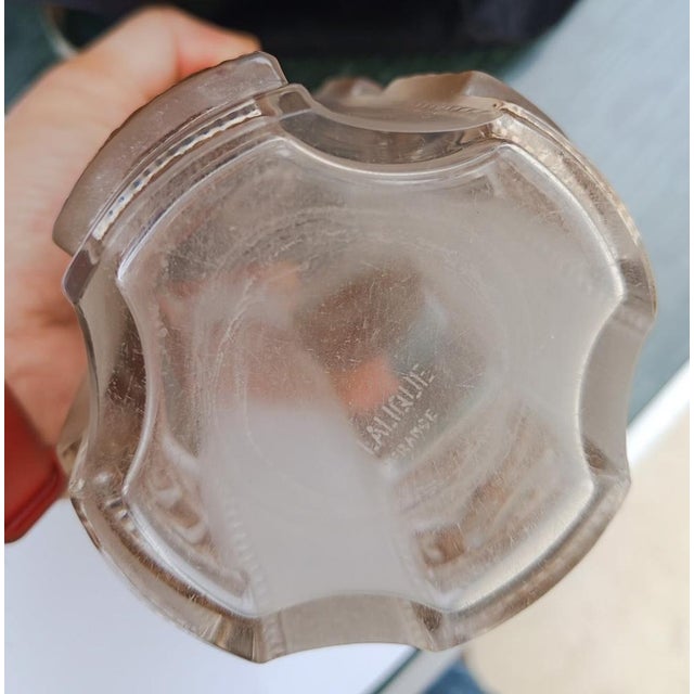 Perfume Bottle by René Lalique for Lalique, 1942 For Sale - Image 9 of 10