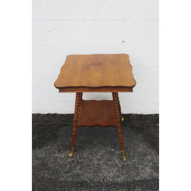 This beautiful Side / End Table is made of wood, solid wood, solid oak, and tiger oak, and is in good condition. This...