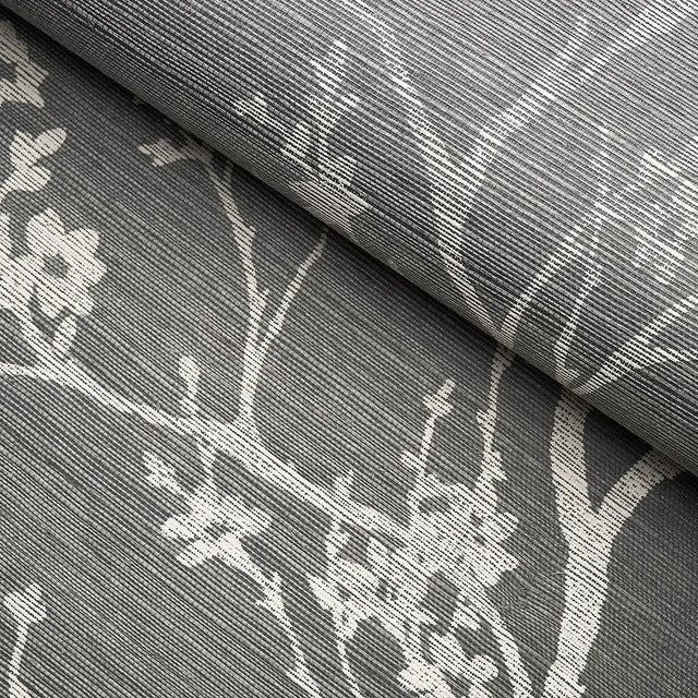 Schumacher Schumacher Twiggy Sisal Wallpaper in Charcoal For Sale - Image 4 of 4