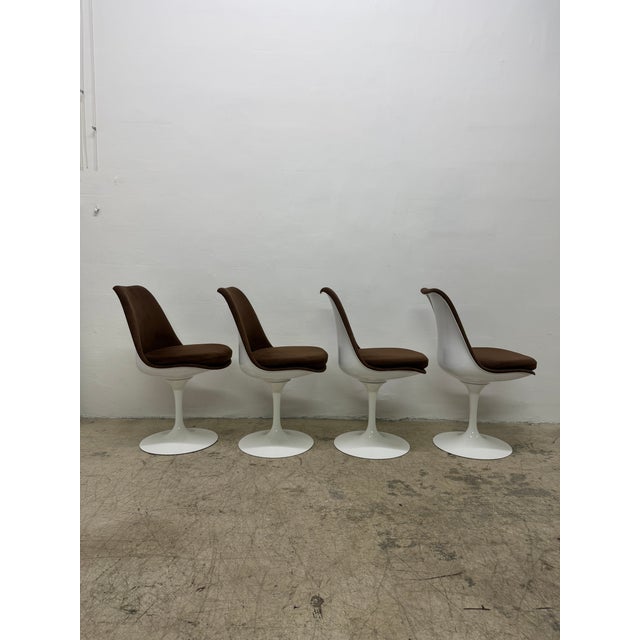 Knoll Eero Saarinen Fully Upholstered Tulip Side Chairs for Knoll - Set of Four For Sale - Image 4 of 17