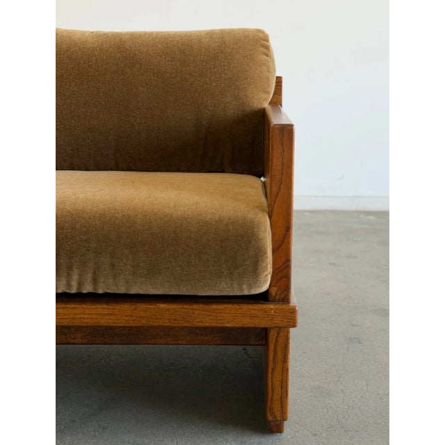 1970s Solid Oak Sling Loveseat in Mohair For Sale - Image 4 of 18