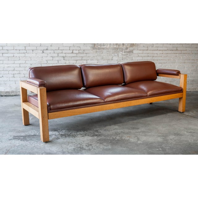 Vintage Warren Platner for CI Designs three-seater sofa, circa 1975. Created for the Boston based architectural firm....