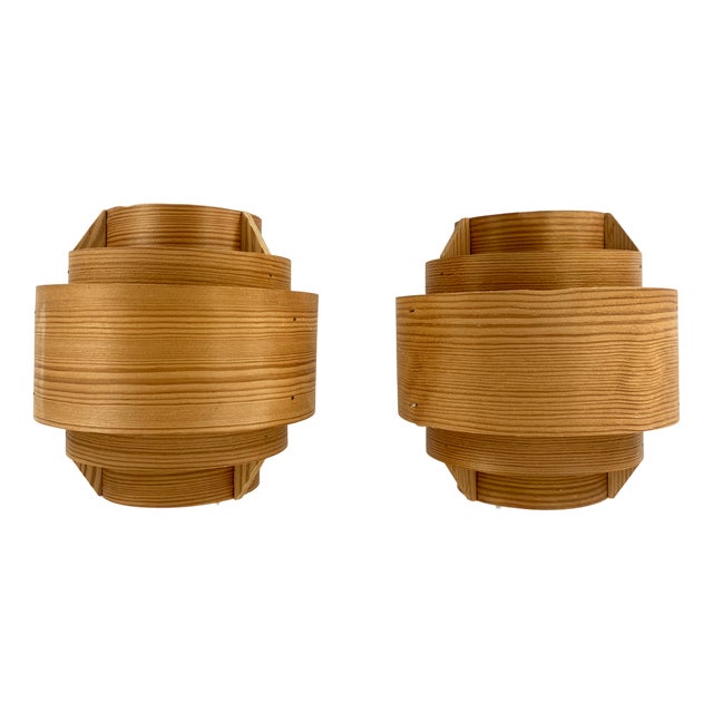 Wall Lights V-327 in Pinewood by Hans-Agne Jakobsson for Ab Markaryd, 1960s, Set of 2 For Sale