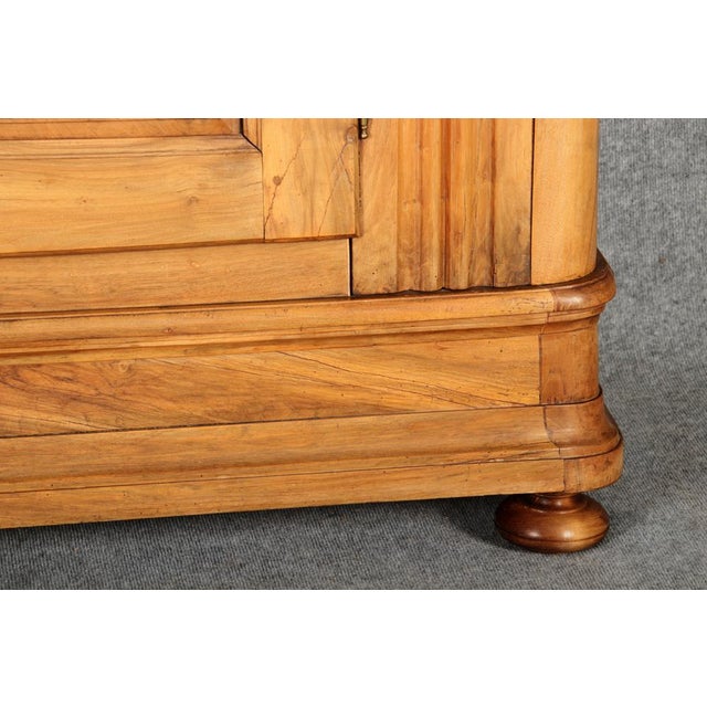 Antique Louis XVI Baroque Cabinet in Walnut, 1780s For Sale - Image 16 of 18