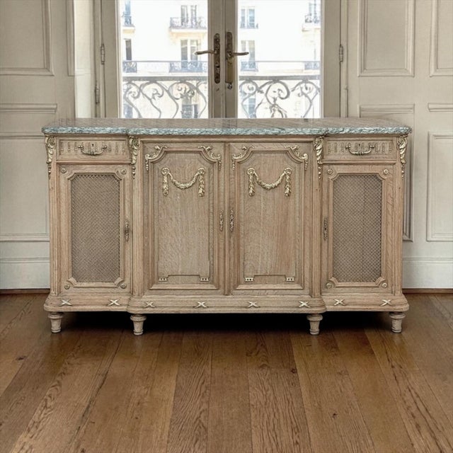 A beautiful example of Paris country design, this Louis XVI buffet blends Parisian elegance with the warmth and ease that...