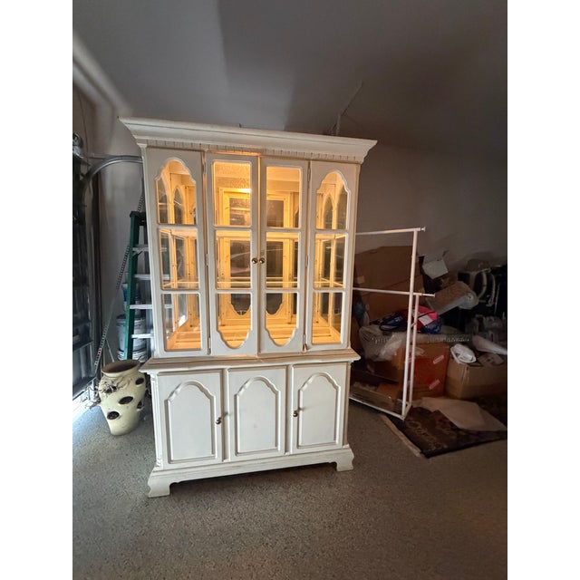 Vintage Dixie Furniture French Provincial Lighted China Cabinet For Sale - Image 13 of 14