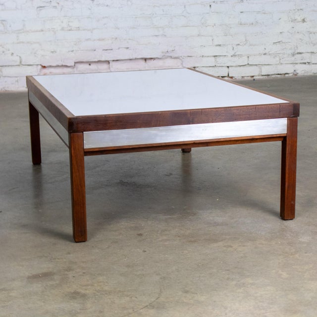 Mid-20th Century MCM Coffee or End Table Rectangular Walnut Frame & White Laminate Top For Sale - Image 4 of 18
