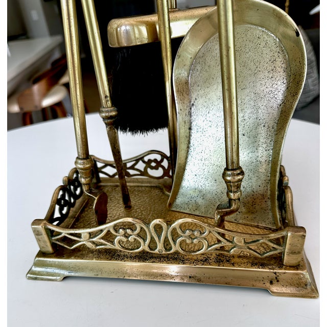 Vintage French Louis XVI Style Brass Fireplace Tool Set / Fleur-De-Lis Finial For Sale - Image 17 of 18