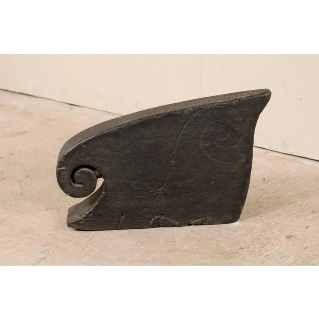 Mid-Century Modern Wave Shaped Swirling Carved Wood Sculptural Boat Prow From Kerala, South India For Sale - Image 3 of 10