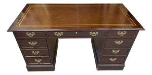 Vintage Mahogany Executive Desk with Leather Top from Sligh