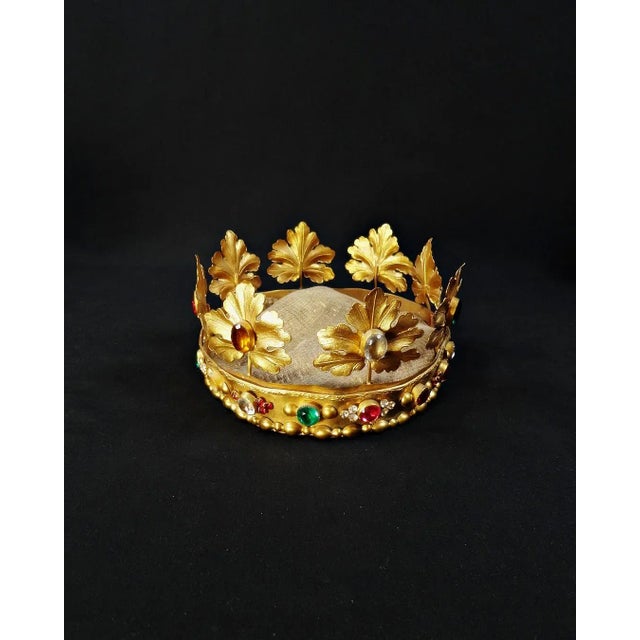 Large Crown of the Virgin in Gilded Brass and Colored Glass Cabochon, 19th Century For Sale - Image 17 of 17
