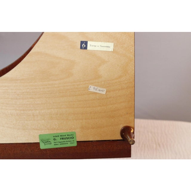 1950s Large Italian Floral Marquetry Piano Shaped Music Jewelry Box - Plays "Torna a Surriento" For Sale - Image 9 of 15