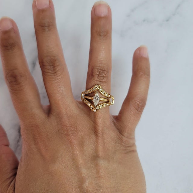 ♥ Ring Summary ♥ Main Stone: Diamond Approx. Carat Weight: .38cttw Diamond Clarity: SI1/SI2 Diamond Color: G/H Stone Cut:...