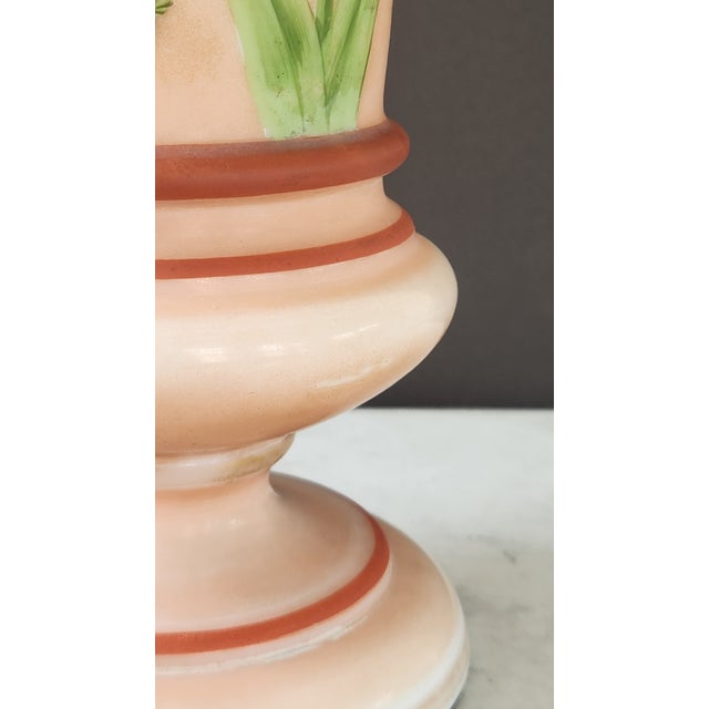 1940s Mid-Century Modern Hand-Painted Iris Satin Glass Table Lamp in Blush Pink With Brass Hardware For Sale - Image 9 of 17