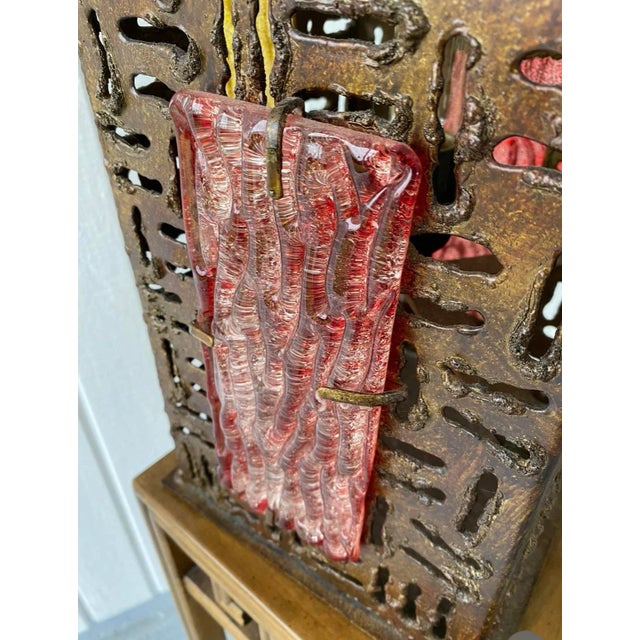 Industrial Vintage Brutalist Sculpture Steel and Thick Italian Art Glass Panels Modern Art Lamp For Sale - Image 3 of 7