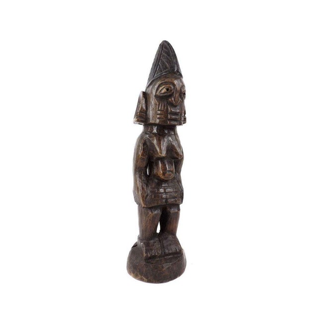 Early 20th Century Early 20th Century Yoruba Ibeji Female Miniature Figure 13 Inch Nigeria For Sale - Image 5 of 5