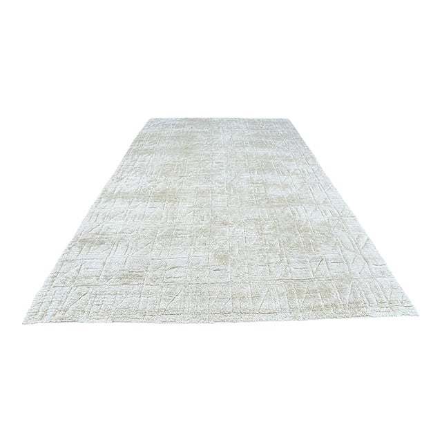 Rh Kinari Wool Rug – 10' × 14' Ivory | Wool | Hand-Knotted | For Sale