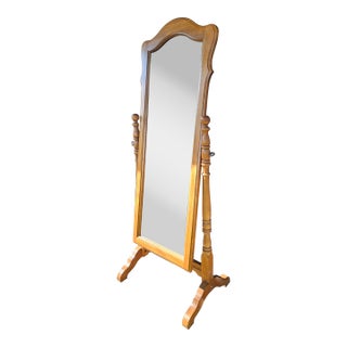 Vintage Ethan Allen Heirloom Nutmeg Maple Colonial Cheval Swivel Floor Mirror - Model 10-5060 For Sale