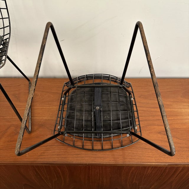 Set of 4 Bertoia for Knoll Children’s Chairs Black Xs For Sale - Image 11 of 12