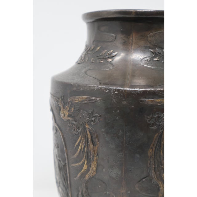 Antique Japanese Meiji Bronze Vase With Mount Fuji, Dragon & Phoenix Relief, 19th Century For Sale - Image 14 of 18