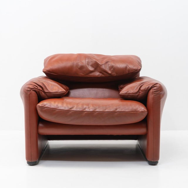 Brown Maralunga Lounge Chair from Vico Magistretti, 1980s For Sale - Image 8 of 13