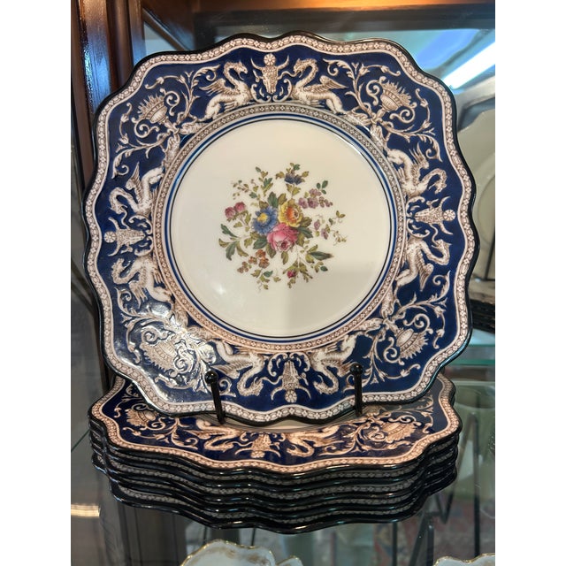1920s Wedgwood Vintage Set of 12 Bone China Square Luncheon Plates For Sale - Image 5 of 8