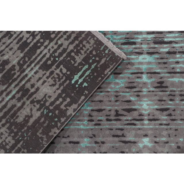 Rug & Kilim’s Contemporary Style Rug in Blue and Gray Abstract Pattern For Sale In New York - Image 6 of 7