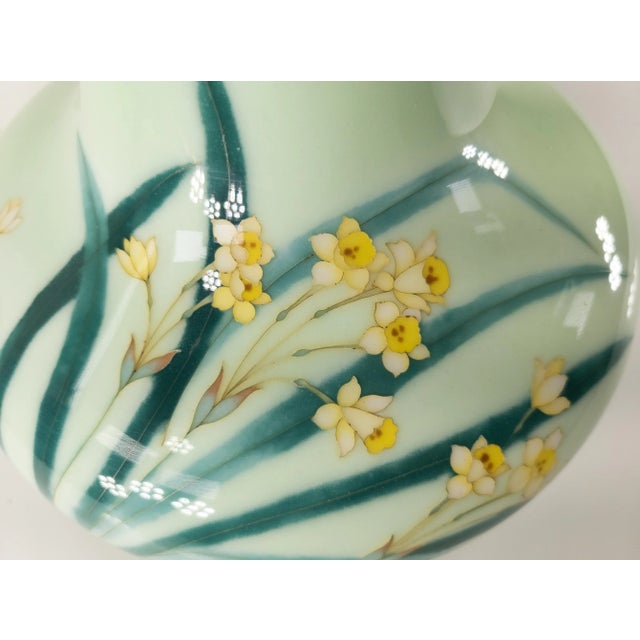 Mid 20th Century Japanese Mint Celadon Green Cloisonne Vase by Tamura III For Sale - Image 10 of 13