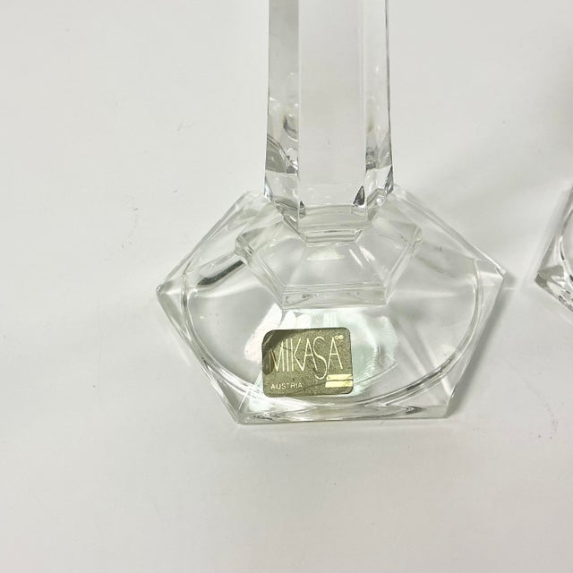Mikasa 1980s Vintage Traditional Americana Hollywood Regency Mikasa Crystal Candlestick Holders - A Pair For Sale - Image 4 of 9