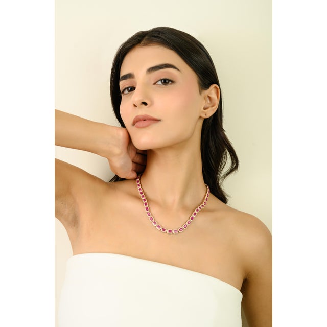 Ruby Red 1980s Inspired 27.47 Ct Ruby Statement Necklace With Diamonds in 14k Solid Gold For Sale - Image 8 of 15