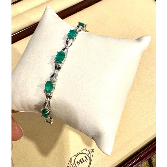 11 Carat Natural Emerald & Diamond Cocktail Tennis Bracelet 14 Karat White Gold For Sale - Image 11 of 18