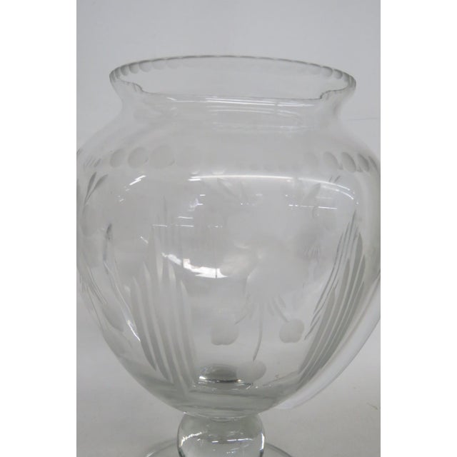 Transparent Neoclassical Italian Style Glass Pedestal Urn Vase Etched Floral Motif 5111b For Sale - Image 8 of 12
