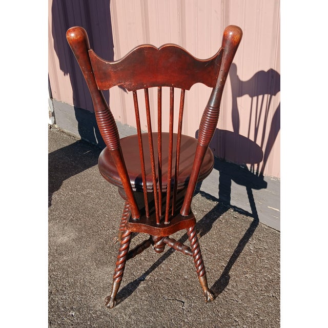 Late 19th Century 1890s Antique Quarter Sawn Oak High Back Organ Stool With Claw Feet Chase Parker Meriden For Sale - Image 5 of 18