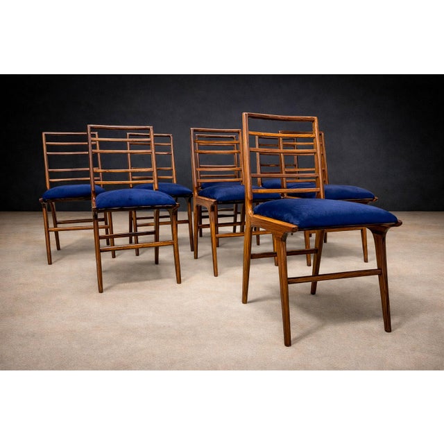 Mid-Century Modern Set of Eight Dining Chairs in Caviuna Wood & Fabric, Giuseppe Scapinelli, 1950s - Lot 685 For Sale - Image 3 of 14