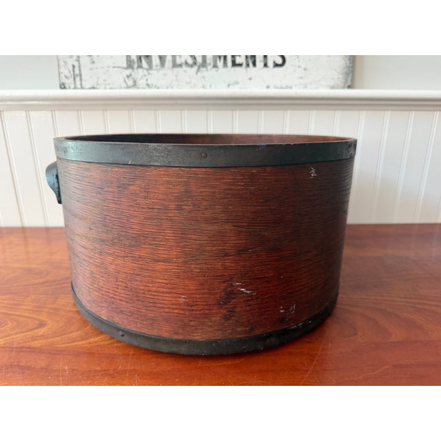 Large Antique New England Wooden Dry Measure by Daniel Cragin, Wilton, New Hampshire – Primitive Grain Measure With Forged Iron Handles For Sale - Image 13 of 16