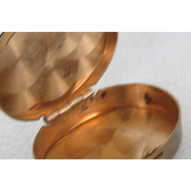 White Porcelain White and Gold Floral Small Pill Box For Sale - Image 8 of 10